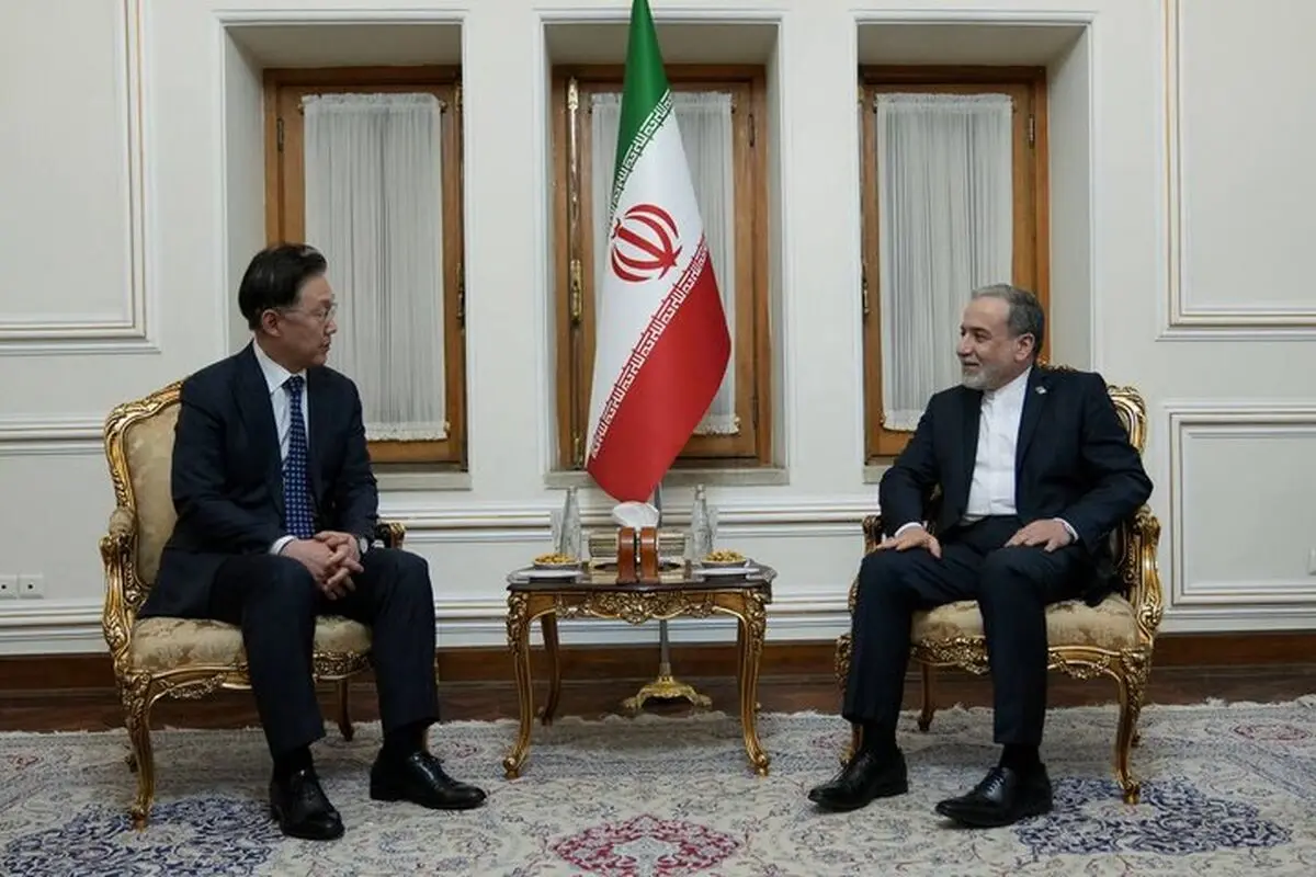 تأکید عراقچی بر اهمیت تقویت مناسبات دو کشور ایران و کره جنوبی