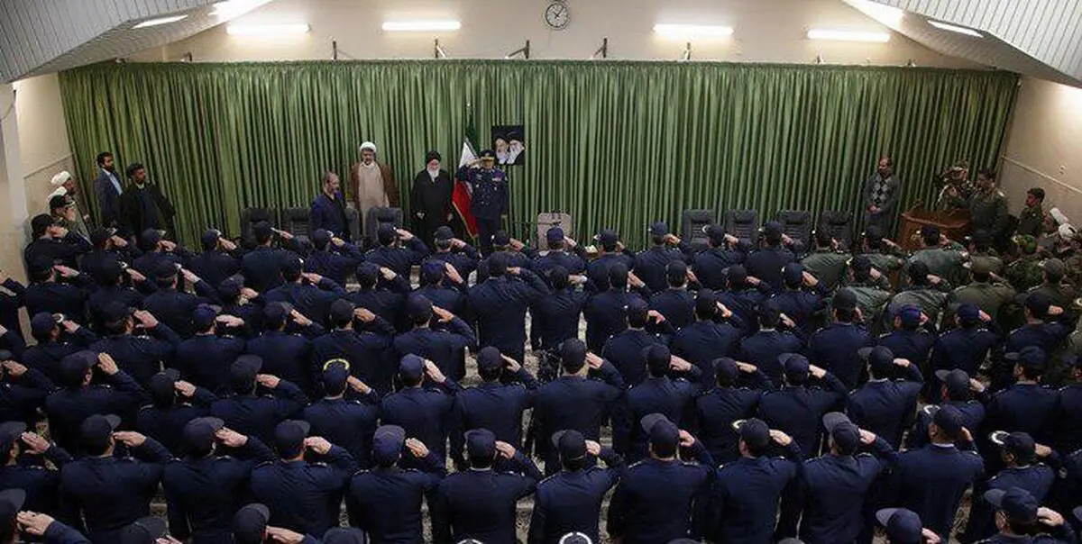 توضیحات علم الهدی در پی انتشار عکس سلام نظامی افسران نیروی هوایی 