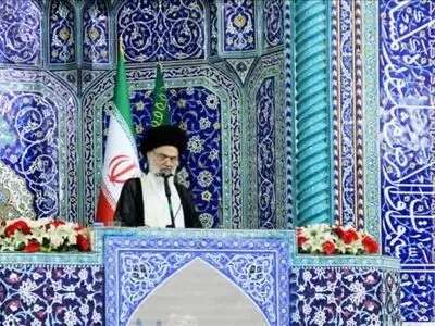 دلبستگان مذاکره، نقض عهدها و جنایات آمریکا را ببینند