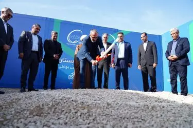 کلنگ‌ احداث دبستان ۱۲ کلاسه پتروشیمی بوعلی سینا در بندر امام خمینی(ره) به زمین زده شد