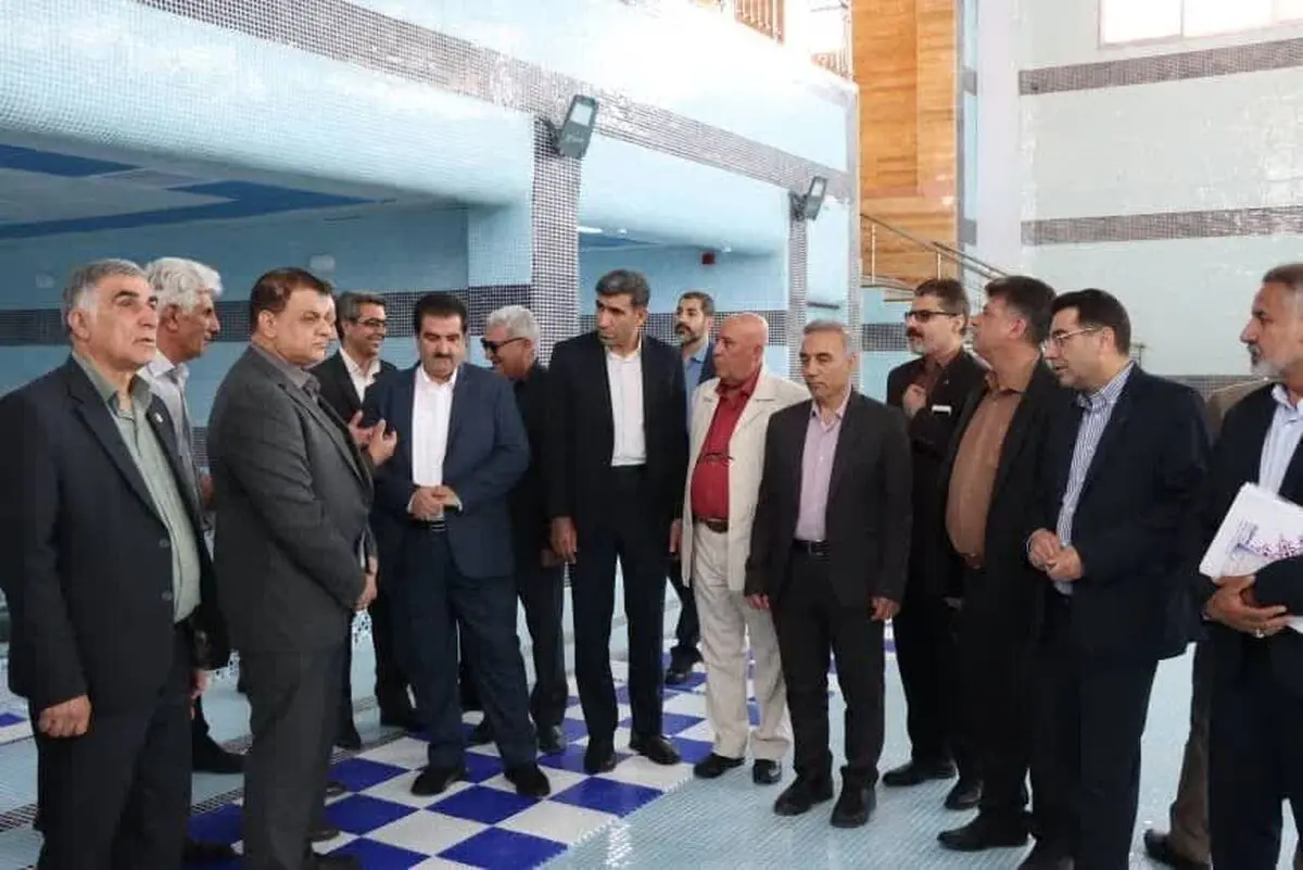 استخر سرپوشیده مجموعه فرهنگی ورزشی کارگران صدرا افتتاح شد