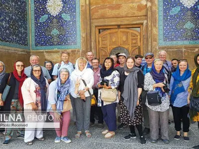 اگر بگذارند، درآمد گردشگری از نفت پیشی خواهد گرفت/ می‌توانیم به ازای هر مسافر ۵۰۰ یورو سود داشته باشیم