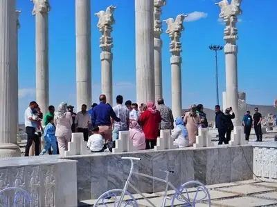 اقامت بیش از ۳ هزار گردشگر در ملایر 