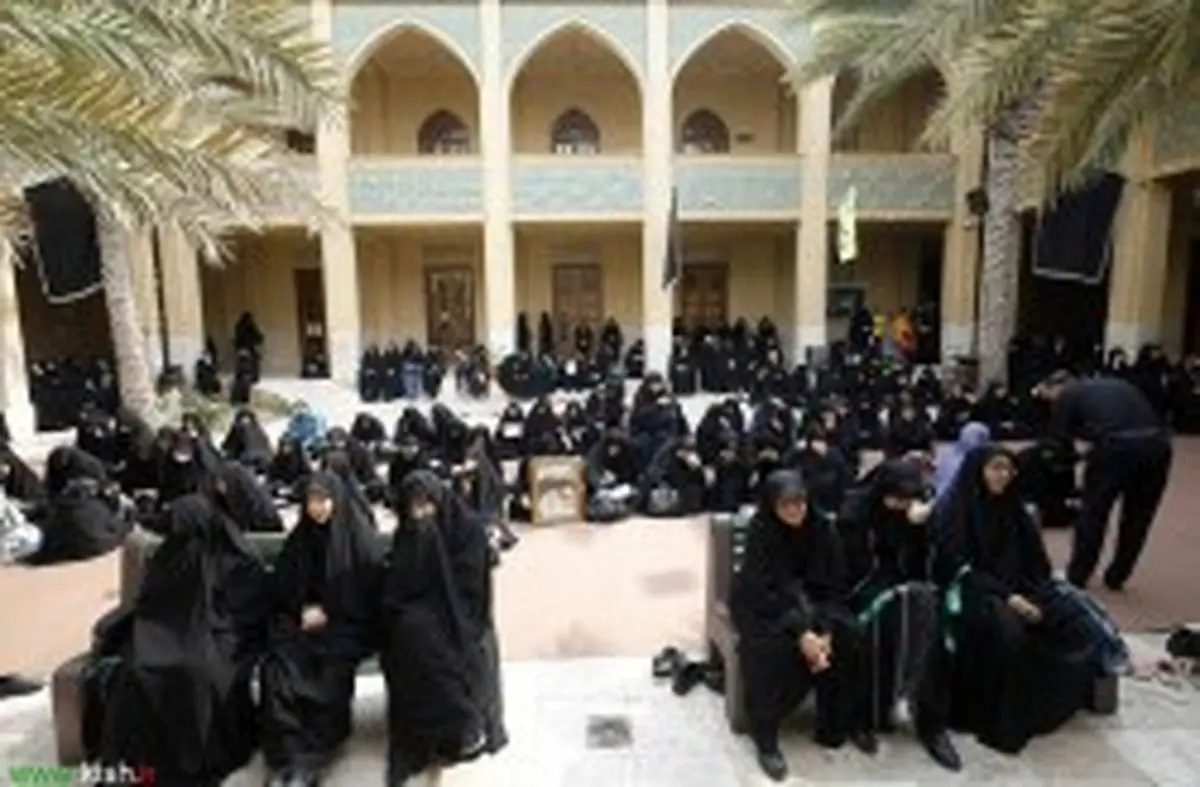 سوگواری ساکنان کیش در سوگ شهادت امام خامنه‌ای (ره)