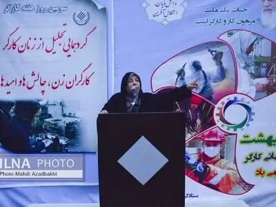 وظیفه‌ اتحادیه زنان کارگر کمک به آنها برای پیدا کردنِ جایگاه‌شان است/ اقتصاد اصلاح نشود، افزایش دستمزدها اثرش را از دست می‌دهد