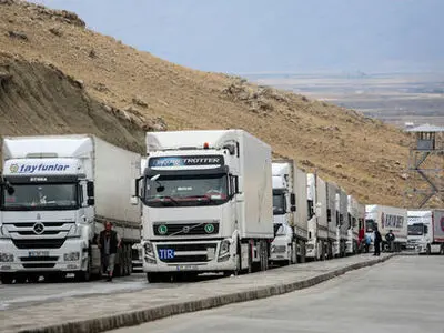 مذاکرات برای حل مشکلات کامیون‌های تجاری ایرانی با دولت ترکیه انجام می‌شود
