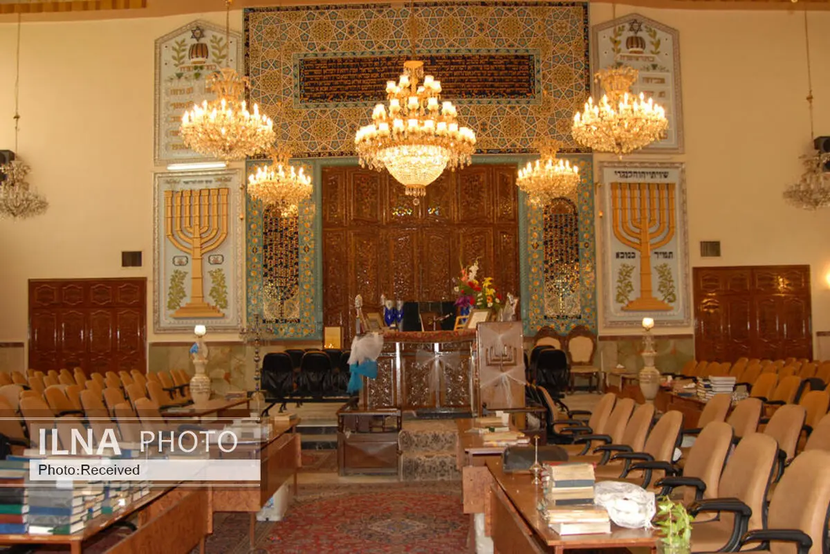 واکنش چند جوان آمریکایی‌ به یک زوج اسرائیلی در حال خروج از کنیسه/ فیلم 