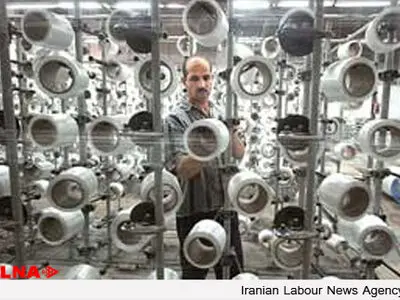  کارخانه بافت بلوچ به انبار لبنیات تبدیل شد/قول مسئولان، دلخوشی باقیمانده کارگران  