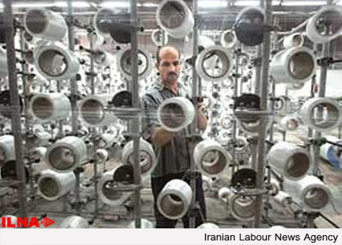  کارخانه بافت بلوچ به انبار لبنیات تبدیل شد/قول مسئولان، دلخوشی باقیمانده کارگران  