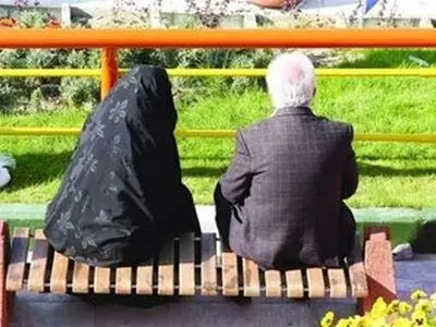 ۲۲۴۴ سالمند در ۵ ماهه نخست امسال وام ازدواج دریافت کرده‌اند/ وجود ۸۰ هزار سالمند مجرد که هیچ‌گاه ازدواج نکرده‌اند