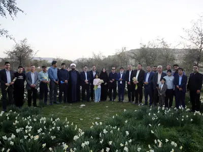 هشتمین جشنواره گل نرگس جره و بالاده کازرون برگزار شد