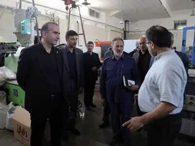 پیگیری میدانی مدیرعامل سازمان به همراه بازرس کل استان جهت رفع موانع واحدهای تولیدی