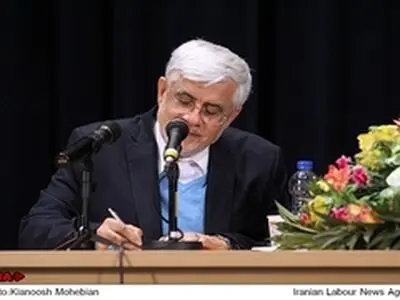 در دولت گذشته فضای نقد در دانشگاه از بین رفت / تفکر فرهادی برگرفته از تفکر اصلاحات است