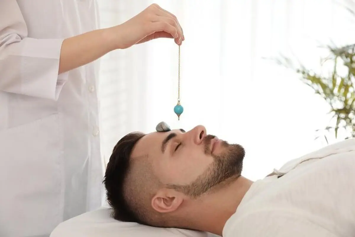 ذکر و دعا در ترازوی علم؛ از تنظیم هیجان تا ادعای انرژی‌درمانی