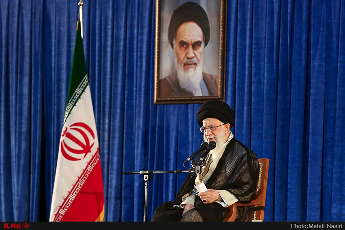 دیدار جمعی از مسئولان نظام و سفرای کشورهای اسلامی با رهبر انقلاب