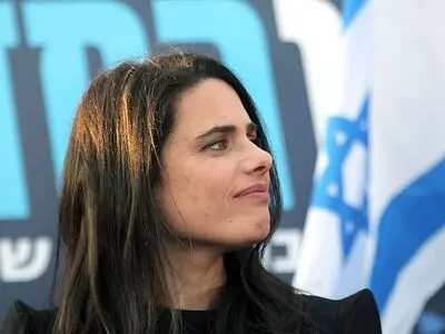 مانع از تشکیل دولت مستقل فلسطینی خواهیم شد