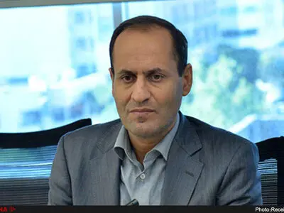 یارانه مستقیم به کارگران بپردازند/ احتمال دارد شرکت‌های صوری ارز دولتی گرفته باشند