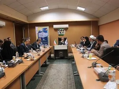 «تبیین، تحلیل، اقناع و امیدآفرینی» مسئولیت نخبگان در برابر بحران‌های جامعه