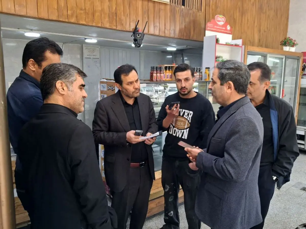 استان البرز در تأمین کالاهای اساسی هیچ‌گونه کمبودی ندارد/تعطیلی واحدهای صنفی را گزارش کنید