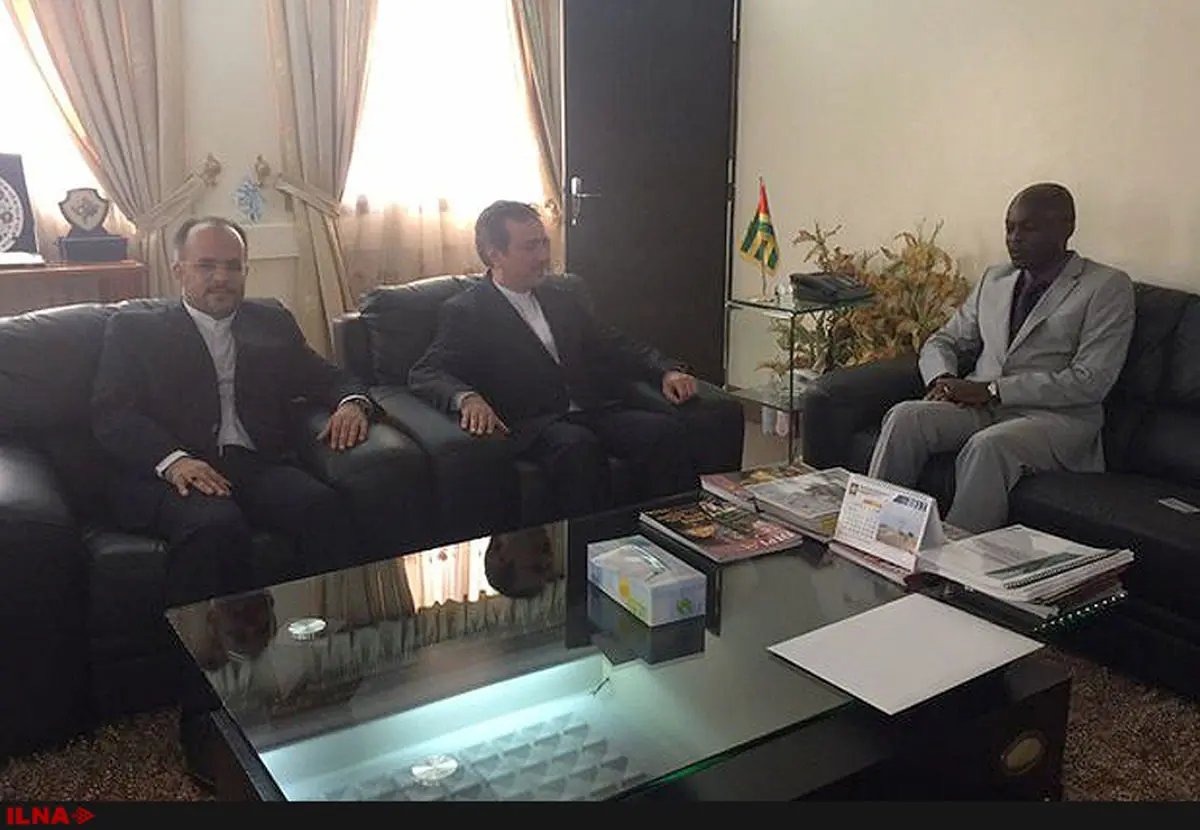 سفیر آکردیته ایران با وزیر امور خارجه توگو دیدار کرد