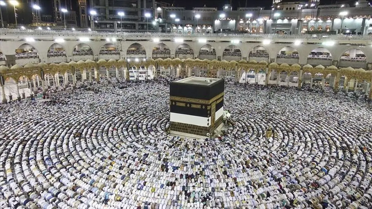 Iran FM stresses importance of holding a dignified Hajj