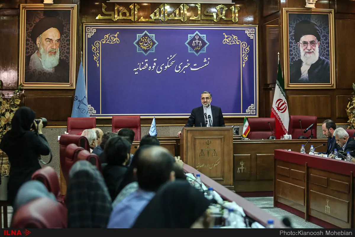 کسی که قصد براندازی دارد، مجرم سیاسی نیست