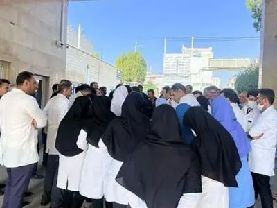 انتقاد پرستاران اسلام‌آباد غرب از عدم پرداخت کارانه و اضافه‌کاری