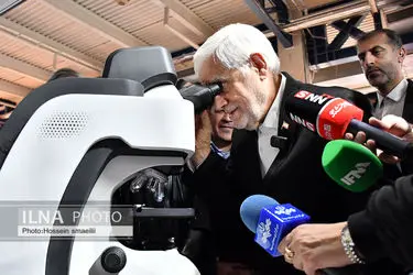 بازدید معاون اول رییس جمهور از نمایشگاه ایران ساخت 