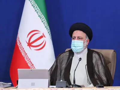 از همه کسانی که واکسن نزده‌اند دعوت می‌کنم واکسن بزنند/ قیمت‌ها را دائما رصد می‌کنم و از فشار بر مردم با خبرم/ بودجه ۱۴۰۱ باید واقعی و بدون کسری بسته شود/ اقتصاد مقاومتی را دنبال می کنیم و سفره مردم را به مذاکرات هسته‌ای گره نمی‌زنیم
