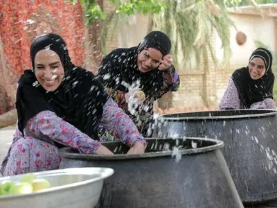 تصویربرداری «نجلا ۲» در تهران ادامه دارد/ حضور ایوب آقاخانی در گروه بازیگران + تصاویر جدید