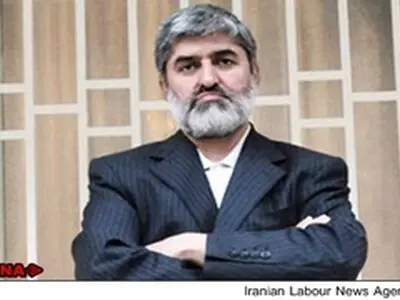 دستگاه های اطلاعاتی مدارک را در اختیار برخی نمایندگان می گذارند / احتمال تشکیل فراکسیون صدای ملت