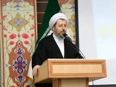 نیروی هوایی میزبان ۴٠٠٠ معتکف