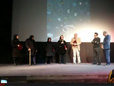 مستند زنانگی امروز دو نمایش عمومی دارد