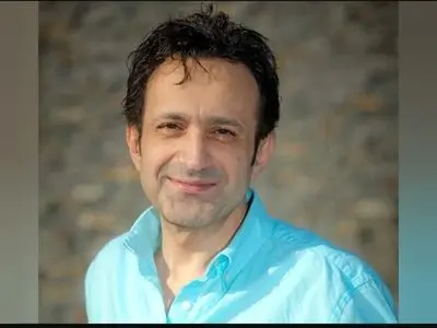 کاوه کاویان درگذشت