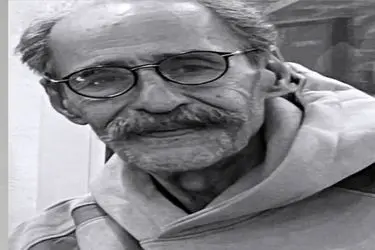 یک مجسمه‌ساز درگذشت