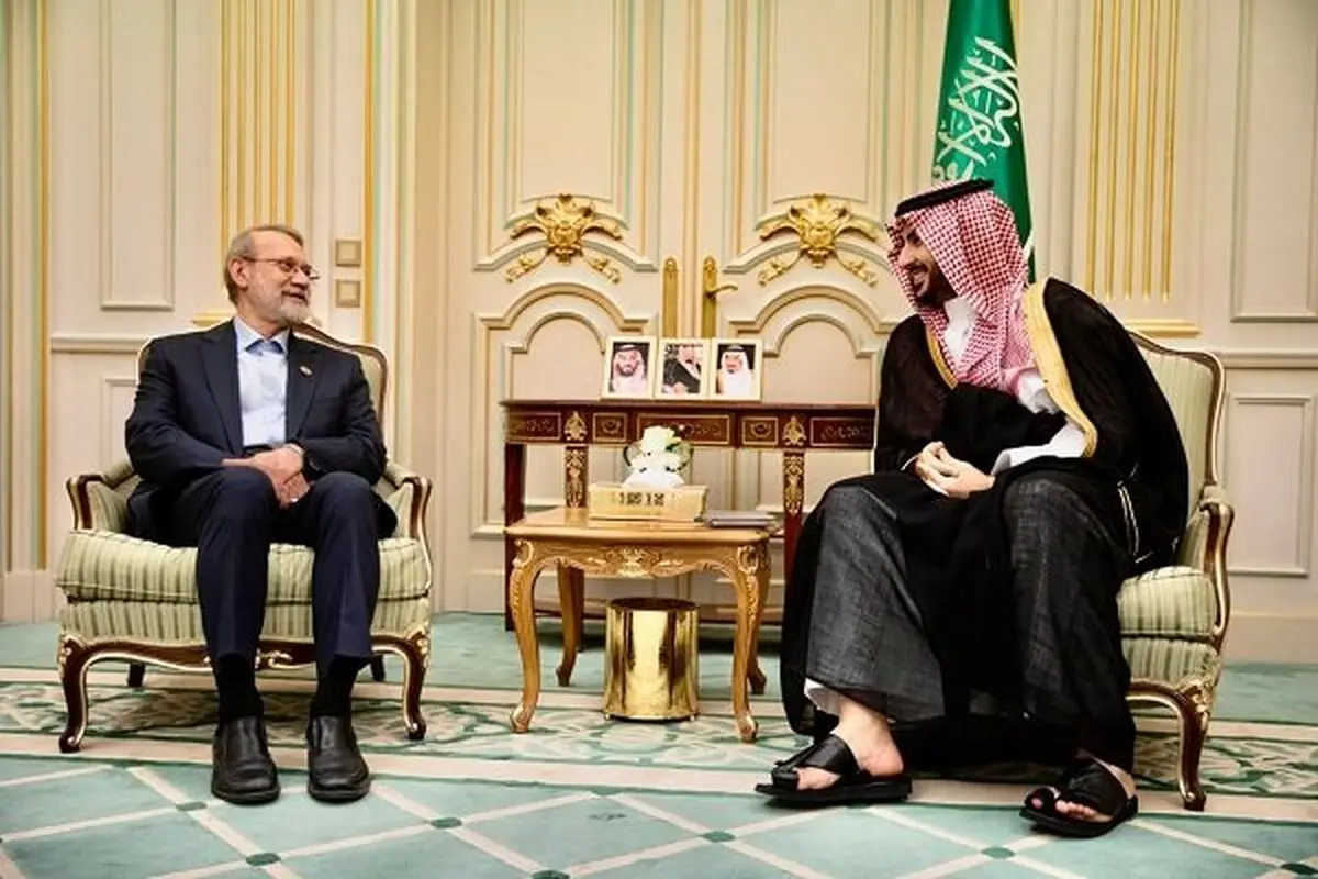 دیدار دوجانبه لاریجانی و وزیر دفاع عربستان