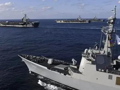 برای ساخت زیردریایی هسته‌ای با آمریکا همکاری می‌کنیم