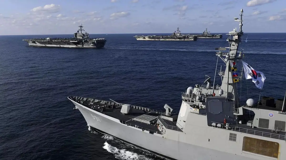 برای ساخت زیردریایی هسته‌ای با آمریکا همکاری می‌کنیم