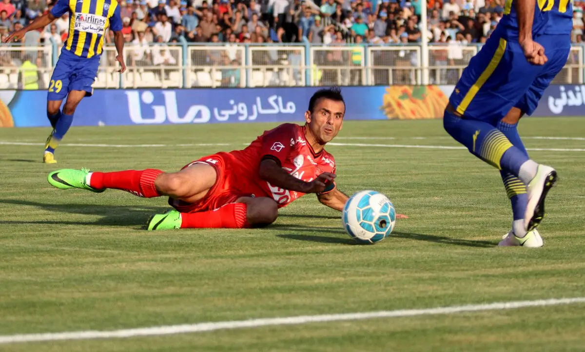 جلال حسینی بازی را الاهلی را از دست داد
