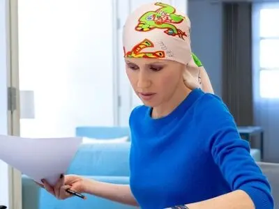عمل جراحی اسماء اسد پس از ابتلا به سرطان سینه