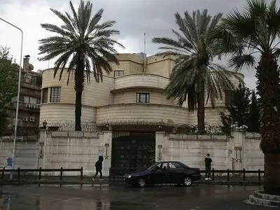الخارجیة السعودیة تقرر استئناف عمل بعثتها الدبلوماسیة في سوریا بعد قطیعة دامت 11 عاما
