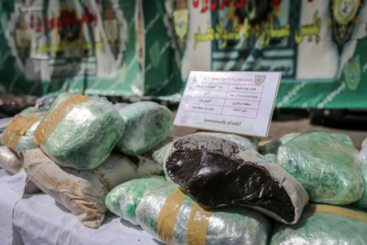 شناسایی و انهدام کارگاه تولید قرص های مخدر و روانگردان در شهریار