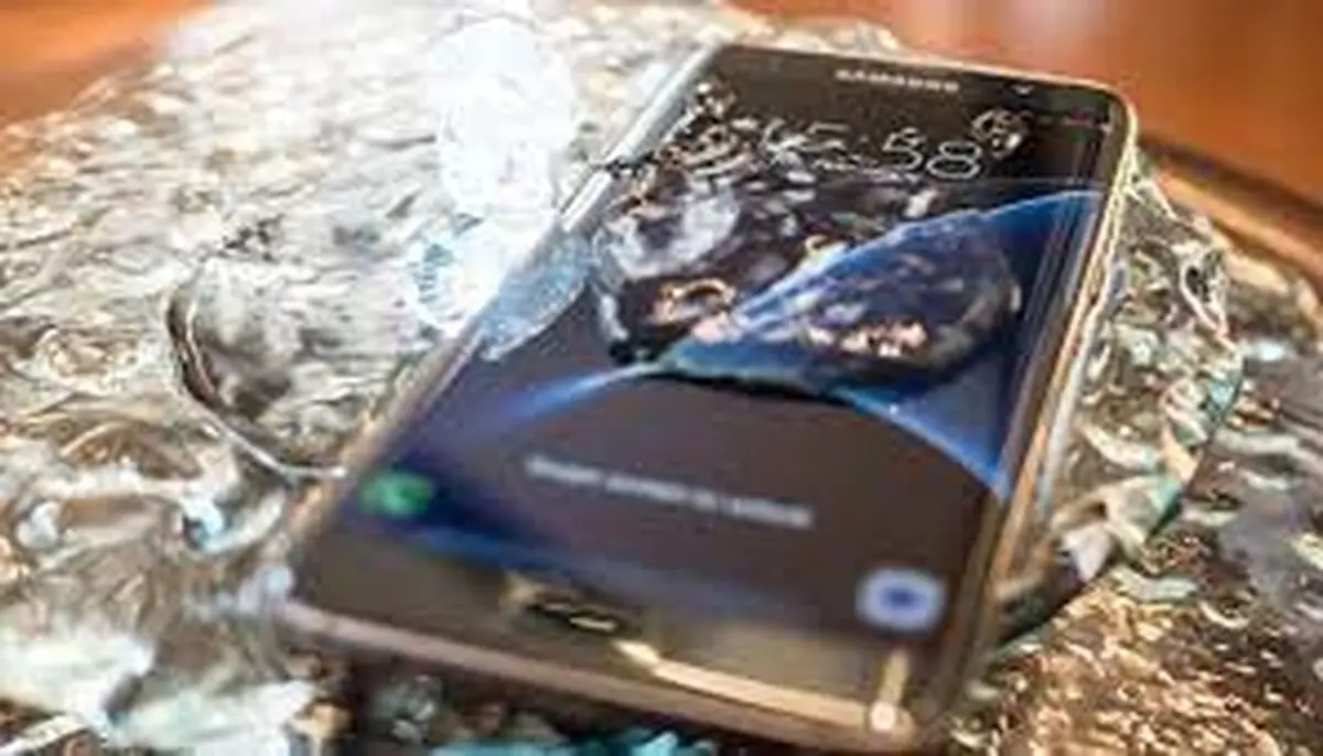 ترفند اپل برای خشک کردن موبایل خیس