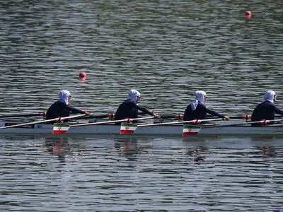 نقره دلچسب بانوان ایران در روئینگ سبک وزن 4 نفره/صید هفتمین نقره با پارو