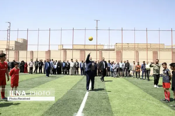 کلنگ زنی و افتتاح دو پروژه در شهرستان تاکستان