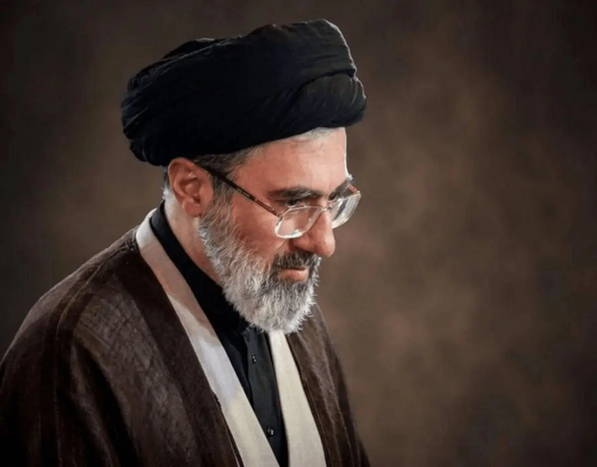 قدردانی رهبر انقلاب از ملت عراق به‌ پاس تشییع امام شهید