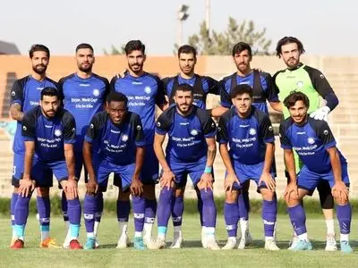 جذب 2 بازیکن خارجی در دستور کار گل‌گهر سیرجان