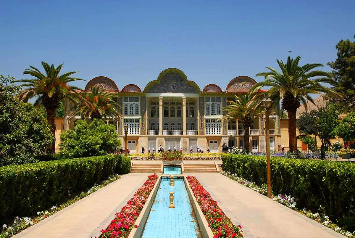 هزینه سفر به شیراز در پاییز 1402