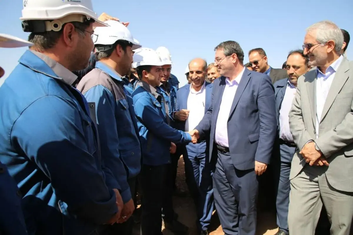 بازدید وزیر صمت از ۴ طرح صنعتی و معدنی در خراسان جنوبی