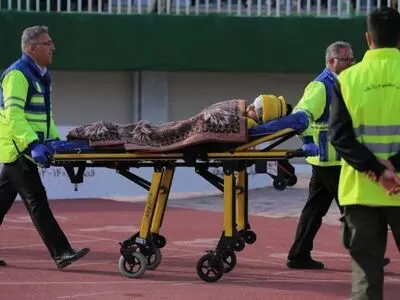 هوادار سپاهان به بیمارستان منتقل شد